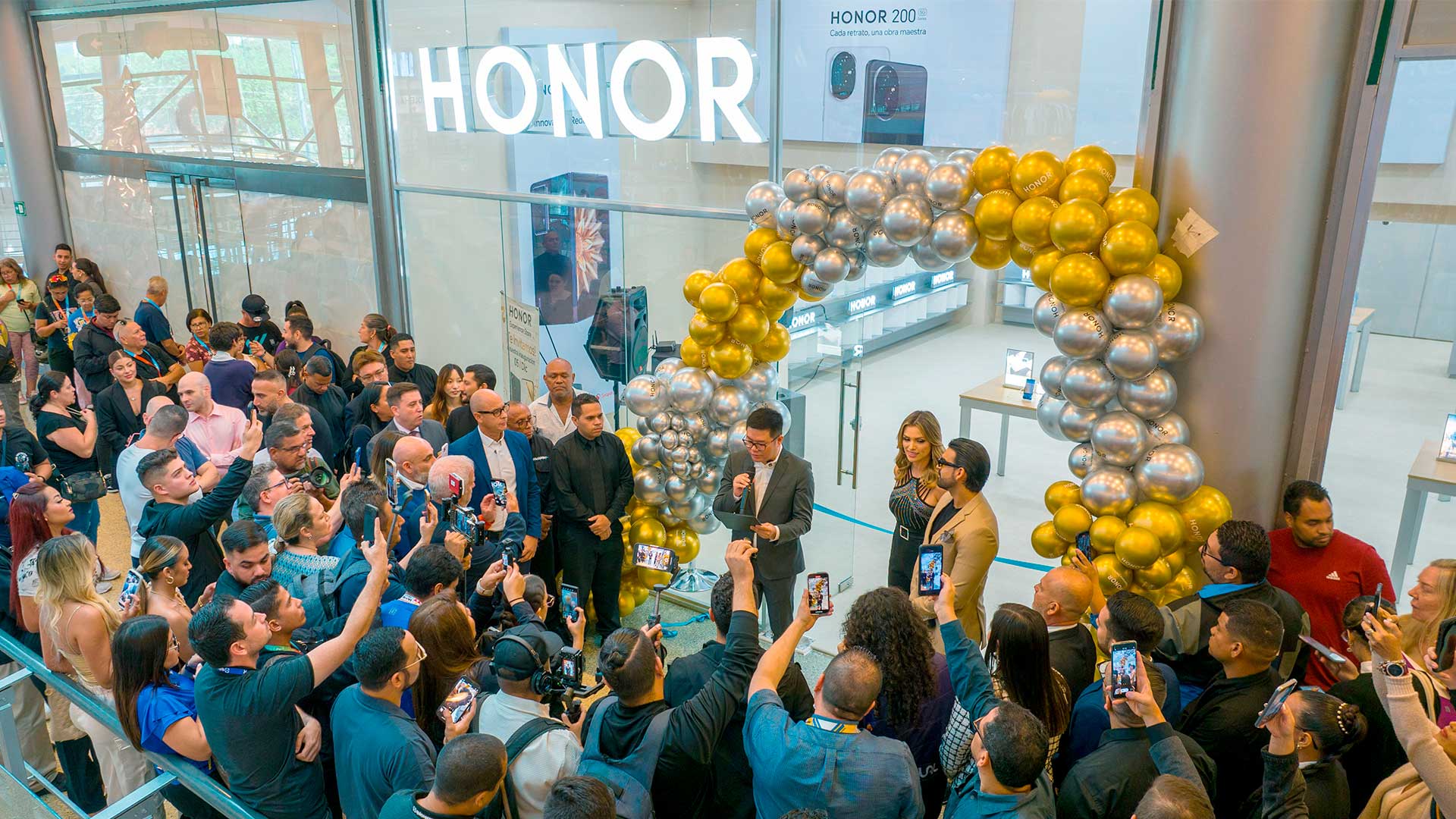 CLX-Group-tienda-HONOR-de-Venezuela-02